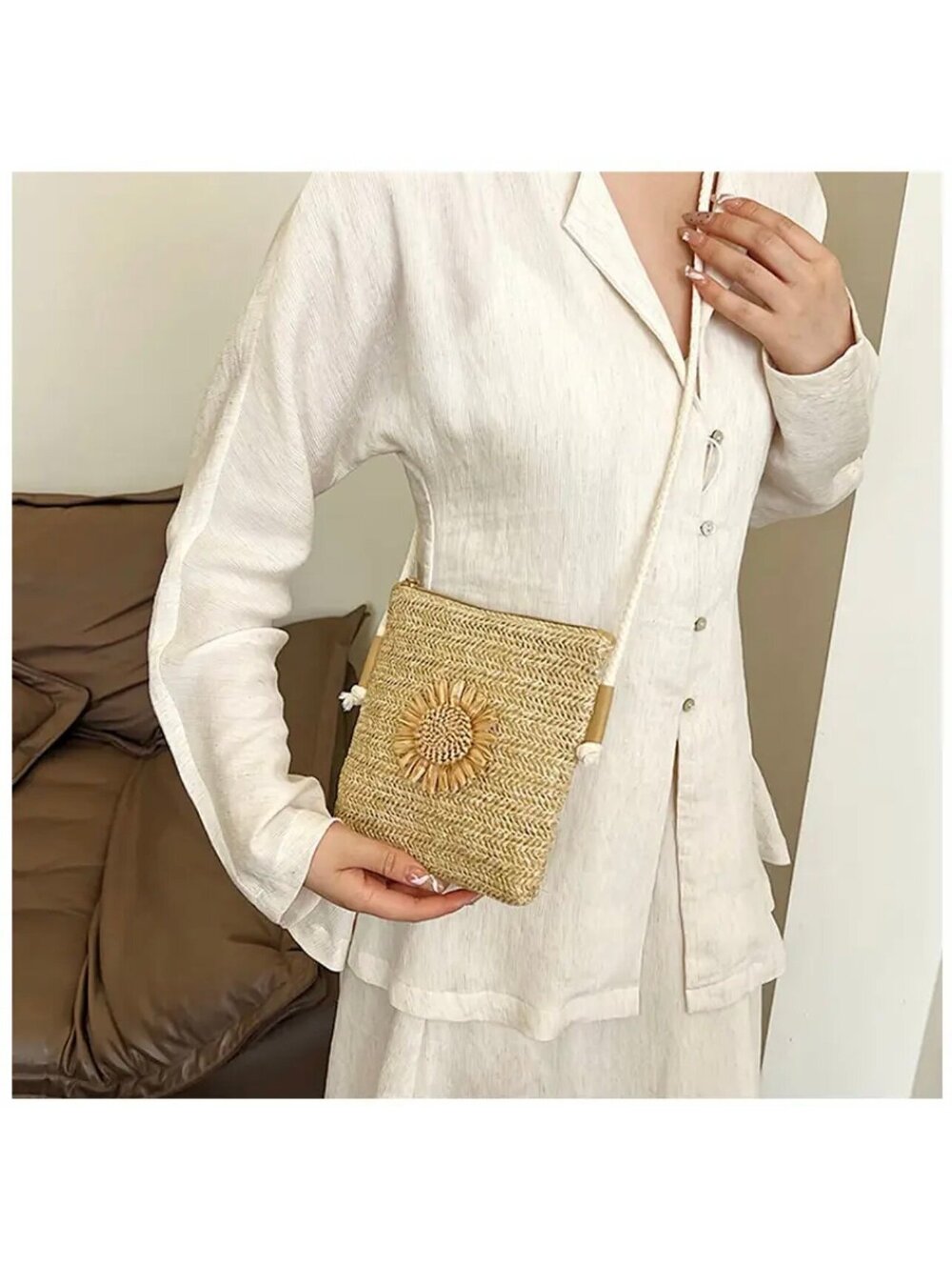 New - Vintage Style - Woven Sunflower Shoulder /Crossbody Bag - Khaki